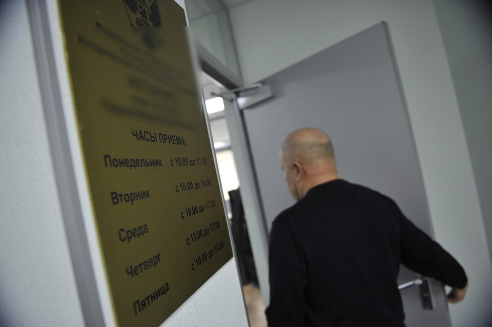    В рекламных конструкциях не оказалось обязательного предупреждения о последствиях банкротства. Алексей БУЛАТОВ