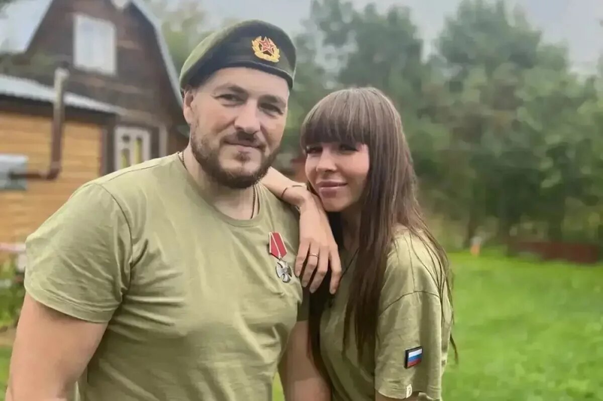   Алексей Жаров с супругой Натальей.