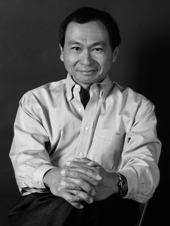 Фрэнсис Ёсихиро Фукуяма (Francis Yoshihiro Fukuyama) — американский социальный философ, политолог, писатель и публицист. Автор концепции «Конца истории»
