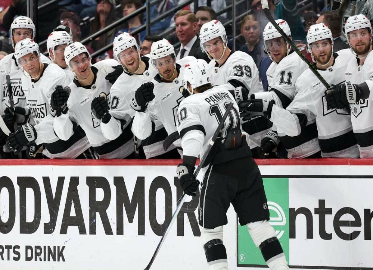     В The Hockey News назвали воссоединение Панарина и Лавиолетта ключом к оживлению атаки «Кингз»