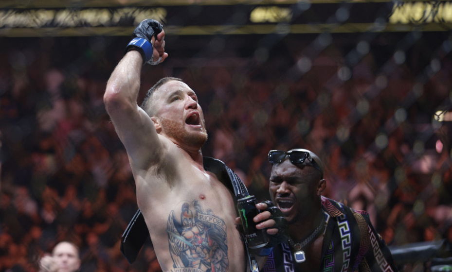    Гейджи взял пояс чемпиона UFC. Фото: Reuters