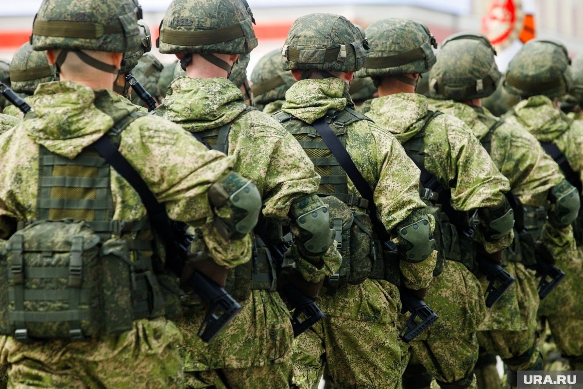    После окончания учебы студенты по желанию смогут продолжить службу