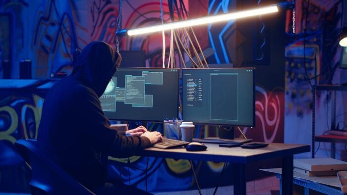 Обложка © Shutterstock / FOTODOM / DC Studio