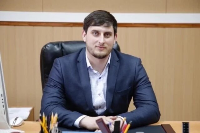    Новый мэр Каспийска Арсен Шерифов. Досье
