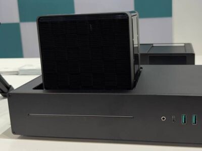    DeepCool показала необычный мини-ПК с полноразмерным процессорным кулером