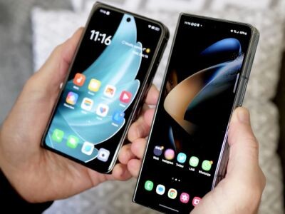    «Широкую» раскладушку Samsung заочно сравнили со стандартной моделью [ФОТО]