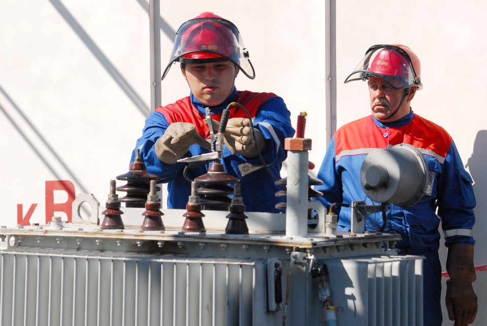   Отключения связаны с неотложными работами на ТП. Алексей ФОКИН