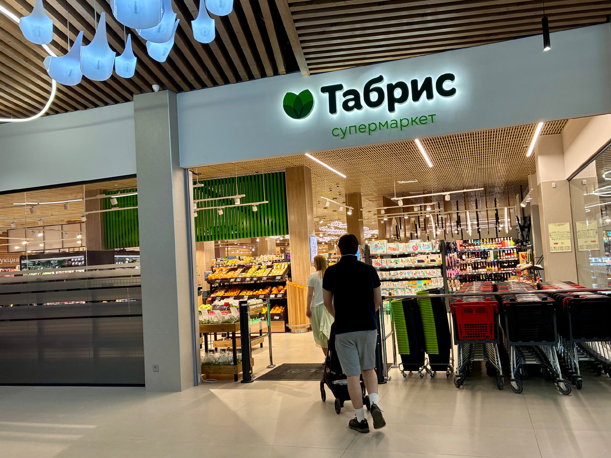 Тот самый новый Табрис. Снаружи - лаконичный современный урбанизм, внутри - кубанский гастрономический гедонизм в чистом виде. Фото из личного архива