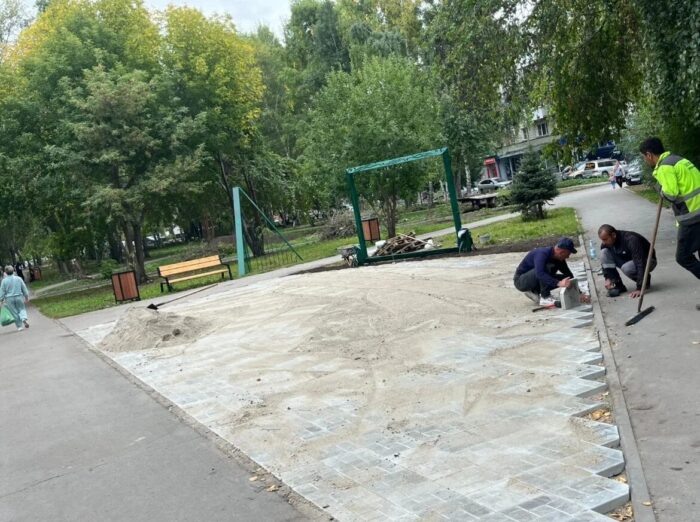    Благоустройство земельного участка на улице Зорге, 179.