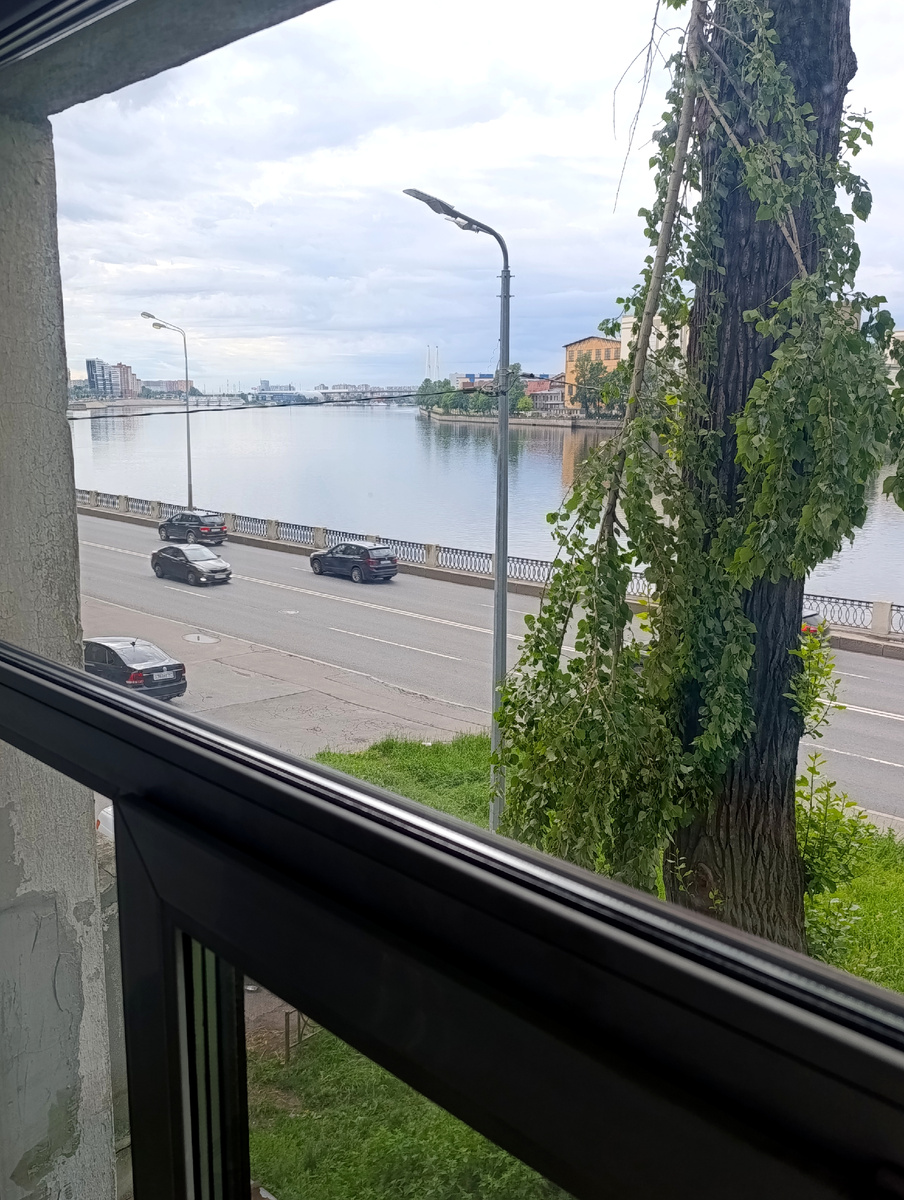 Все фото автора. Вид из окна дома.