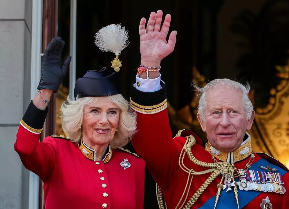    Король Карл III, королева Камилла и Кейт Миддлтон: яркие моменты парада Trooping the Colour