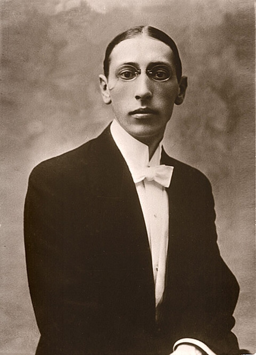 Игорь Стравинский. Открытка, около 1905–1910. Автор фотографии неизвестен. Public domain / Wikimedia Commons
