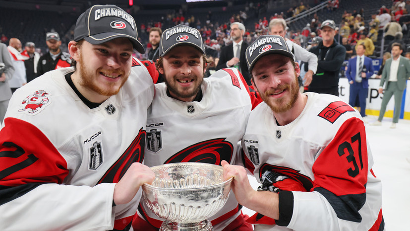     Александр Никишин, Пётр Кочетков и Андрей Свечников Gettyimages.ru Bruce Bennett