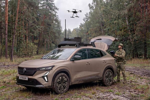 Renault Group & Thales   📷