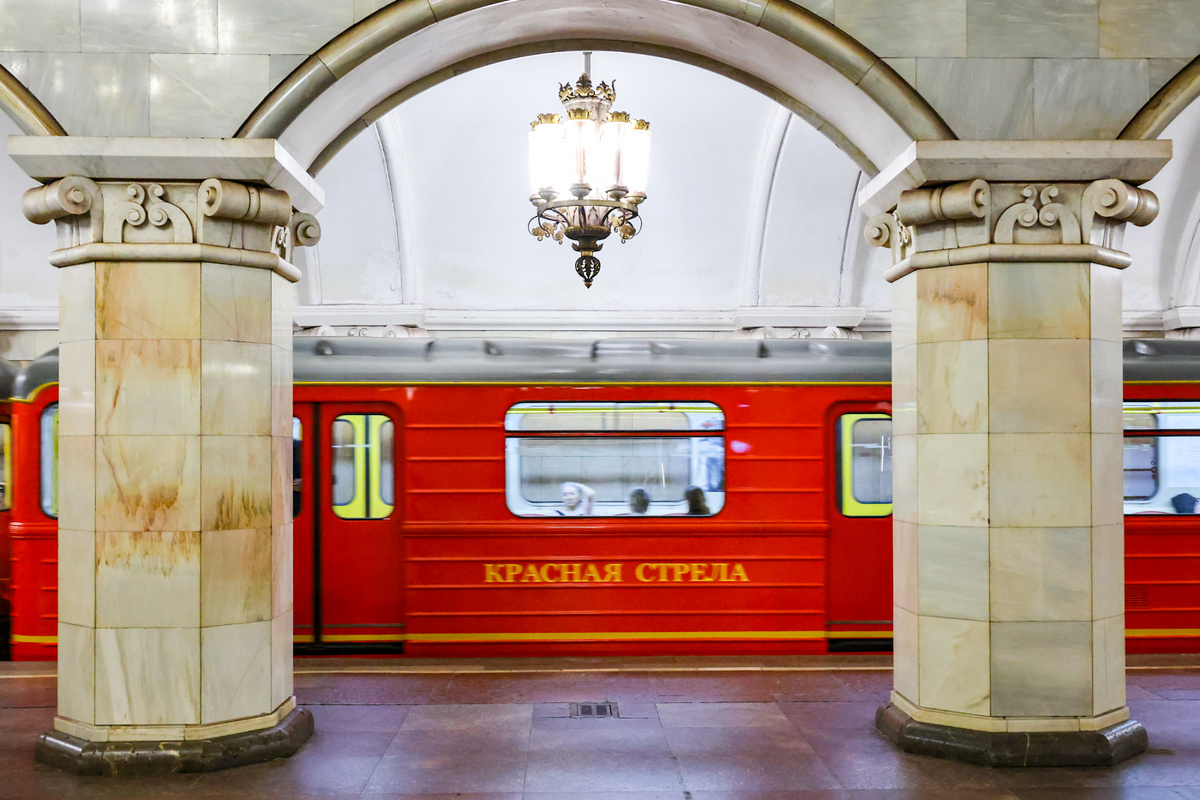 Парад поездов к 91-летию Московского метрополитена на Кольцевой линии. (с) Владимир Гердо / TASS