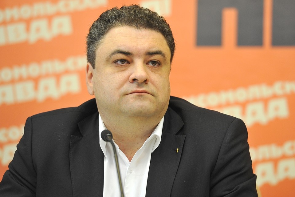    Андрей Богданов 30 лет назад собирал подписи для 6 из 11 кандидатов в президенты РФ Анатолий ЖДАНОВ