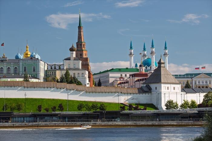 Обложка © Shutterstock / FOTODOM / Andrei Stepanov