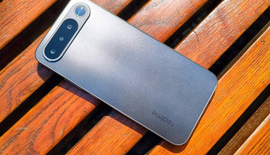 Обзор Realme 16 5G – большой аккумулятор, яркий экран и идеальный результат воспроизведения видео
