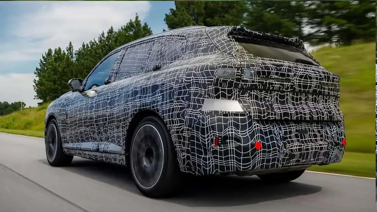    © press.bmwgroup.com