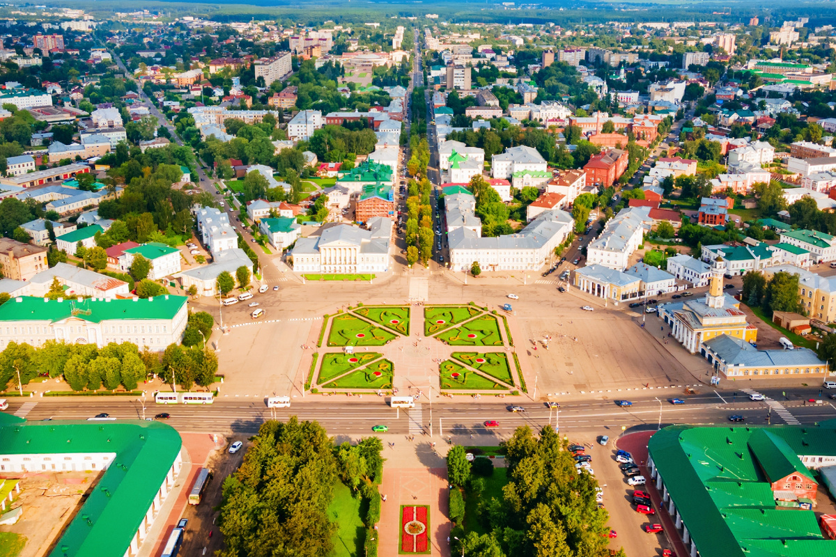 Сусанинская площадь - главная площадь Костромы. Источник: Shutterstock, saiko3p