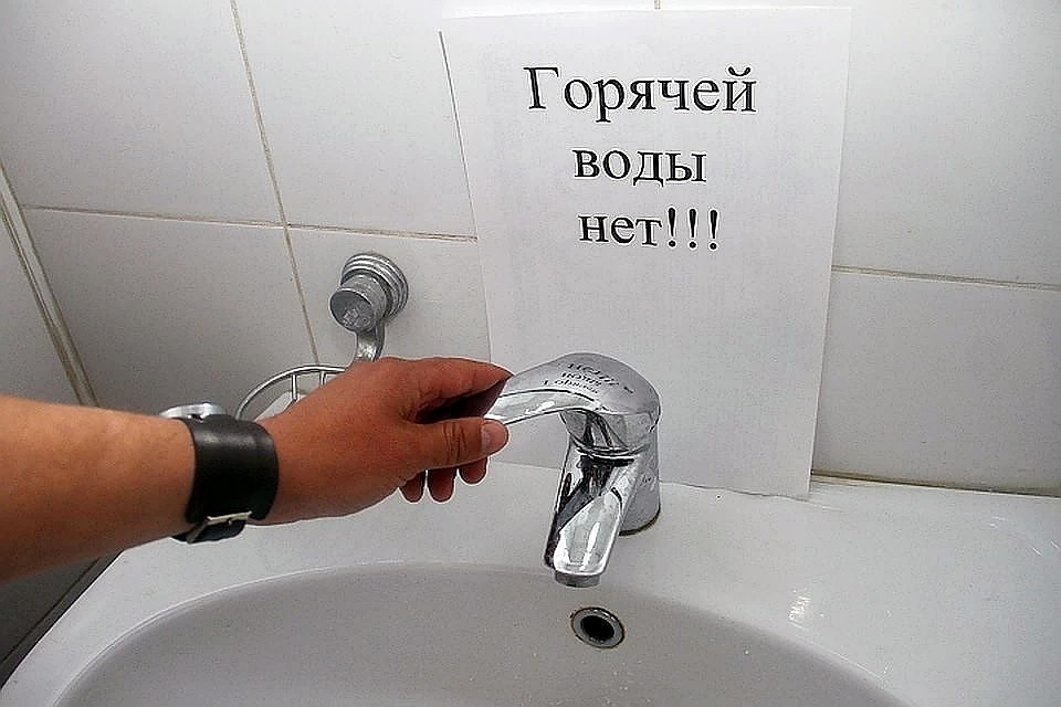    Жителям еще ряда улиц придется три недели пожить без горячего водоснабжения. Мария ЛЕНЦ