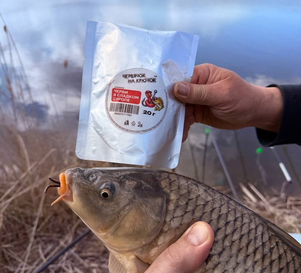 продукт сделан из натуральных компонентов, без вредных химикатов — для воды и рыбы это важно