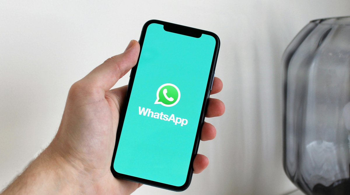 не работает whatsapp на iphone