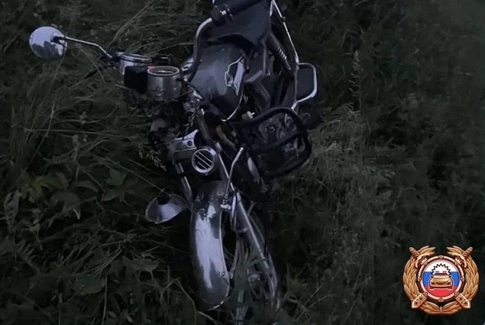    Подростки не разъехались на дороге. Фото: пресс-служба Госавтоинспекции по Тверской области