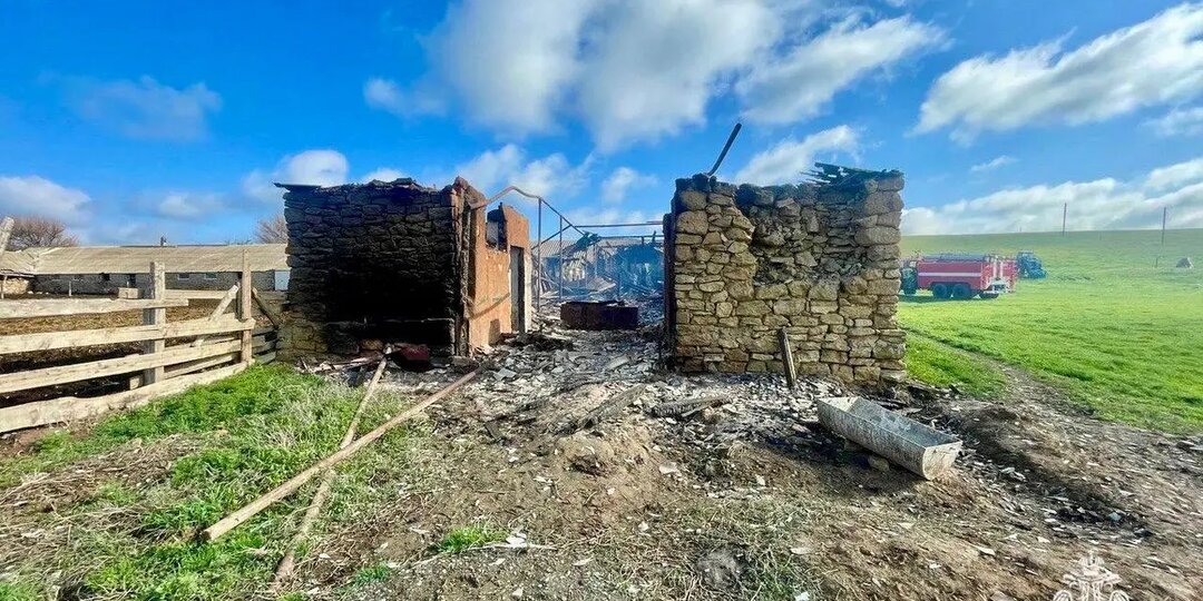 За сутки 15 июня огнеборцы Ставрополья ликвидировали 3 пожара