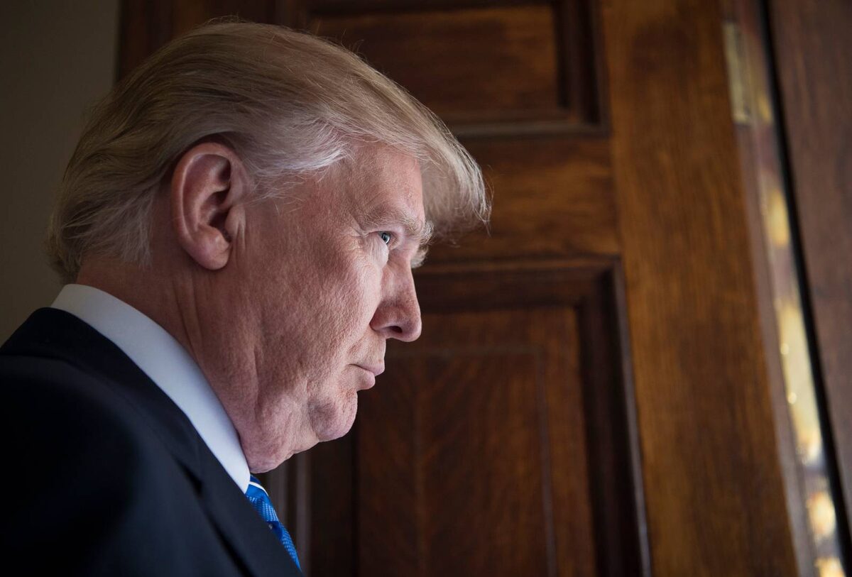     Дональд Трамп   
DVIDS