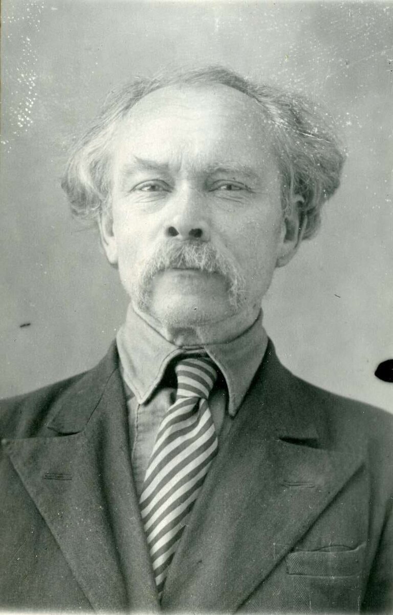    Краевед, музеевед Владимир Павлович Бирюков.   
Фото из фонда Государственного архива Свердловской области stalker