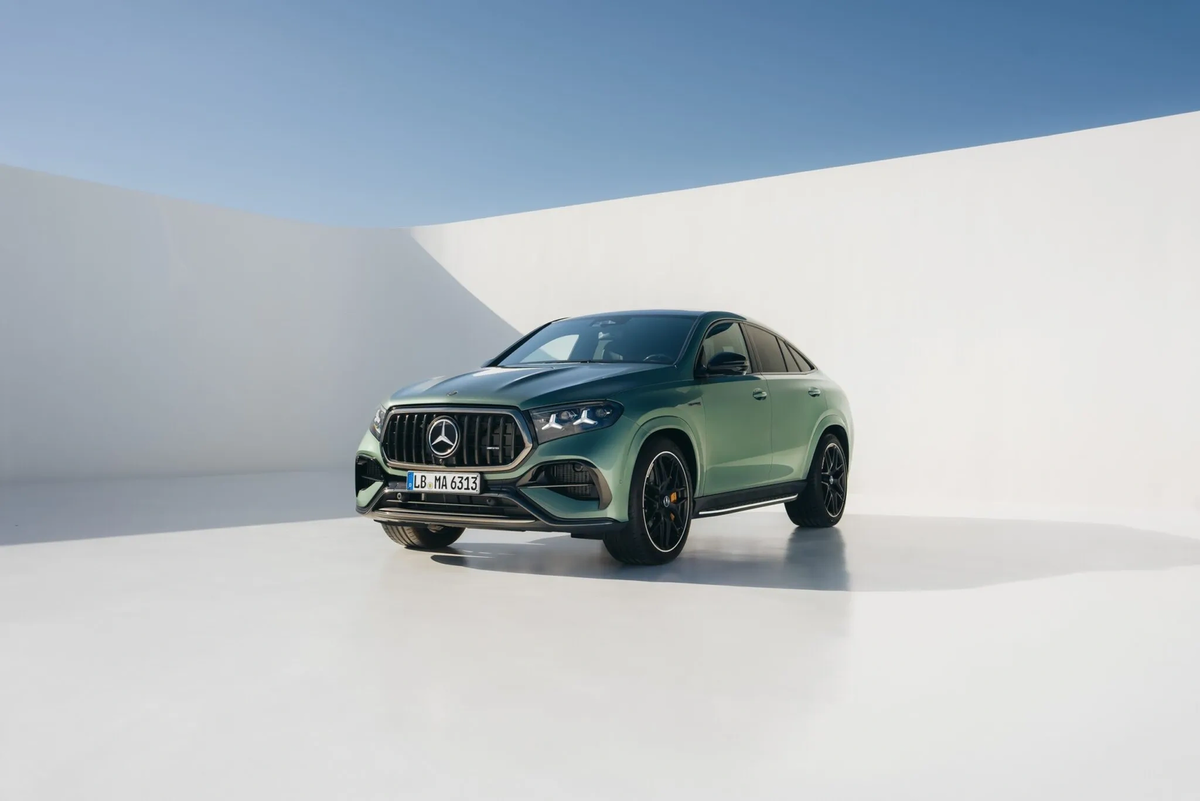    Mercedes-AMG GLE 63 S добавили затемненную радиаторную решетку