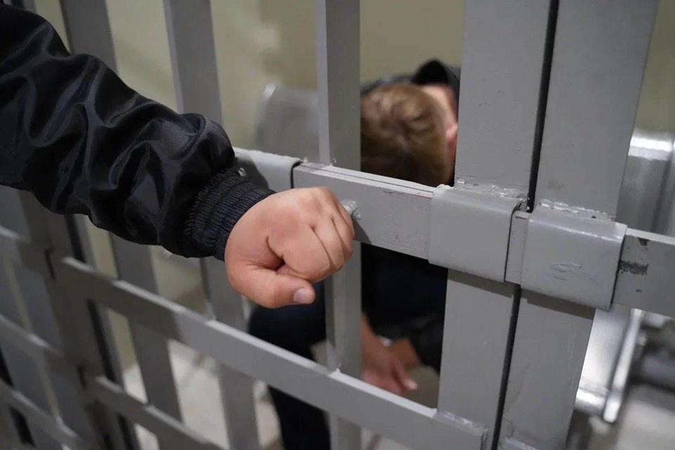    Следствие установило, что задержанный по заданию кураторов из ГУР Минобороны Украины собирал данные о расположении объектов критически важной инфраструктуры региона Светлана МАКОВЕЕВА