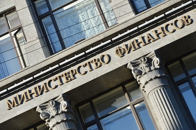 Минфин назвал ключевые отрасли, заинтересованные в IPO