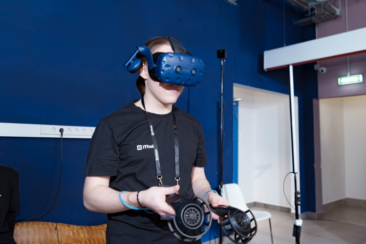Будут работать VR-зоны, игровые активности и интерактивные площадки.