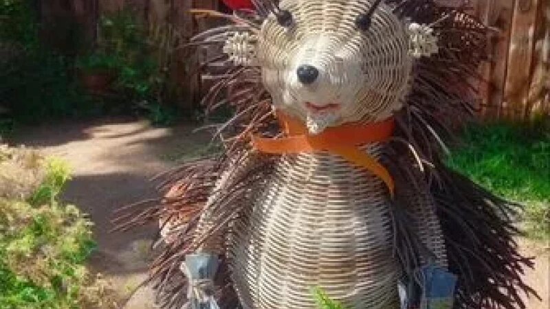     Изделия из ротанга. Авито