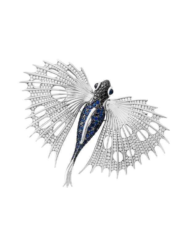 Брошь Stephen Webster Jewels Verne из белого золота и титана с прозрачными и черными бриллиантами, сапфирами