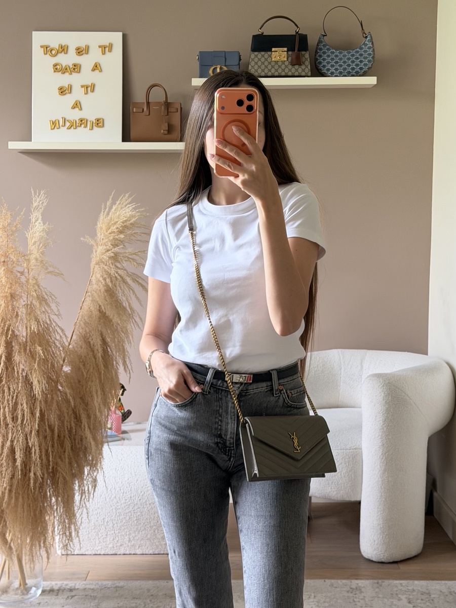 Клатч Saint Laurent Cassandre Envelope оригинал Москва
