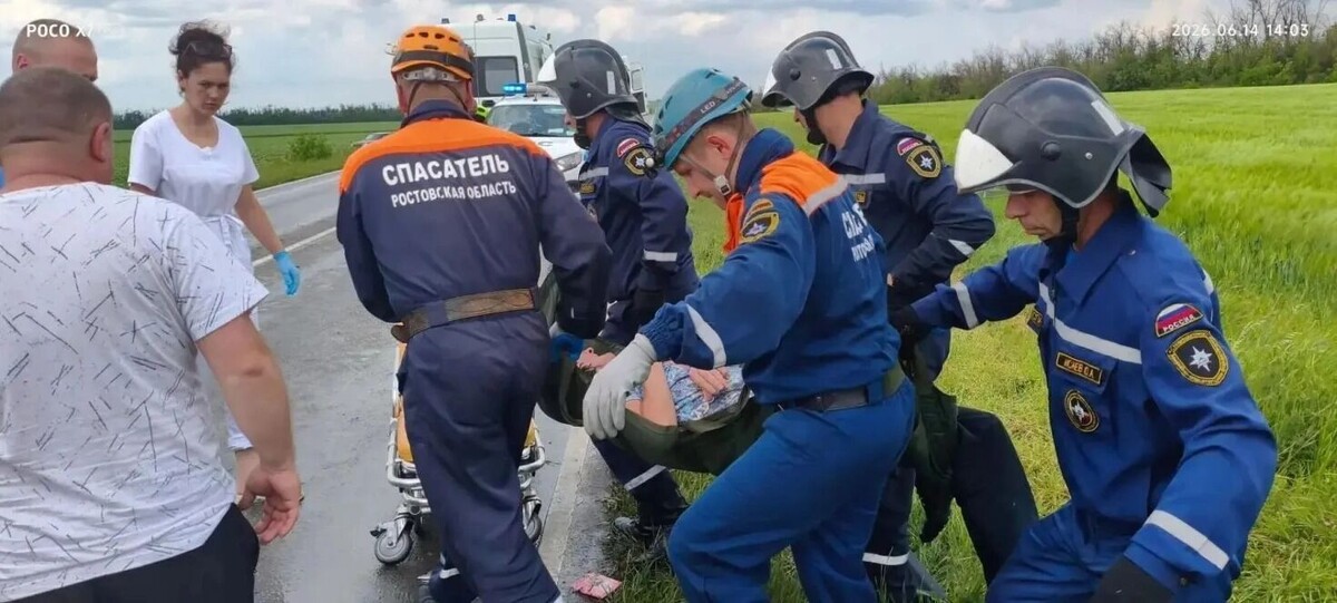    В Ростовской области произошло массовое ДТП с 12 пострадавшими   ДПЧС РО / сайт ДПЧС РО