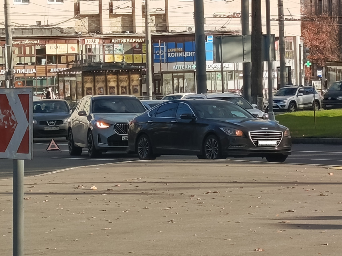 В ГИБДД рассказали о новой автоподставе с незаметным торможением. Как не стать жертвой