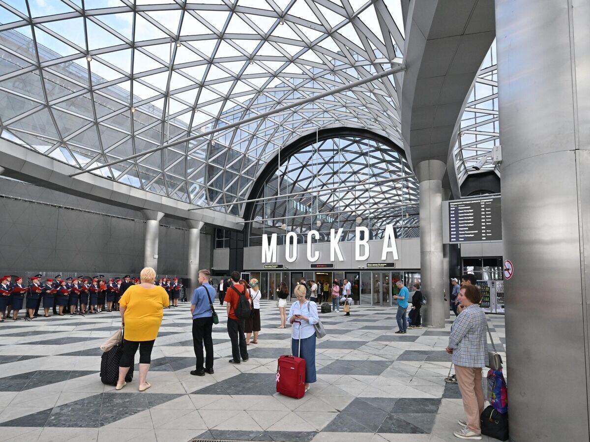    Открытие после реконструкции Ленинградского вокзала в Москве | © РИА Новости / Илья Питалев