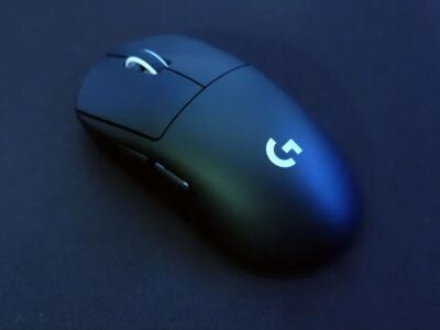 Обновлённая Logitech G305 X Superlight весит почти в два раза меньше предшественницы