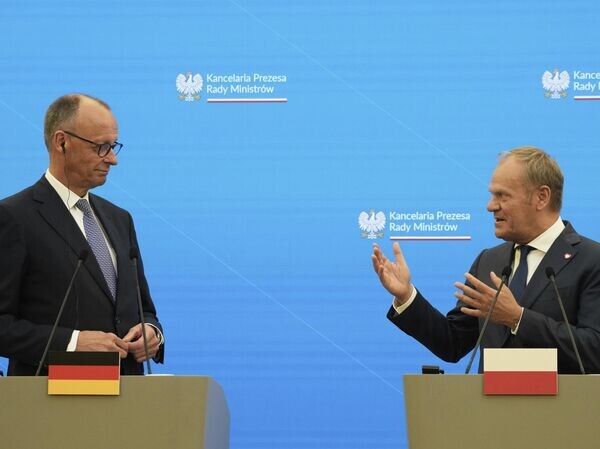    © AP Photo / Czarek Sokolowski