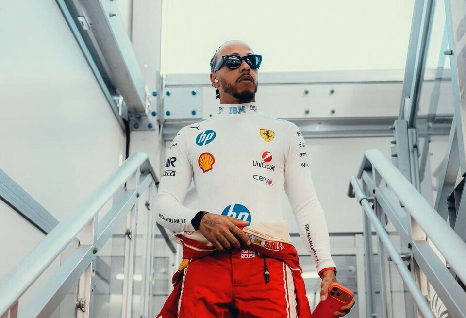    «Черт побери, это что?» Соцсети критикуют Ferrari за необычное видео с ХэмилтономFerrari