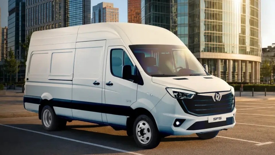    Прошла премьера фургона Sollers SF5 с «автоматом». Фото: SOLLERS