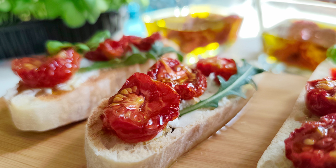 Вяленые томаты в аэрогриле, духовке или дегидраторе – вкусно и полезно!