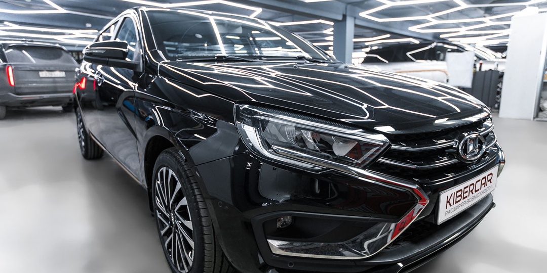Lada Aura: ставим пластинные доводчики SmartGear