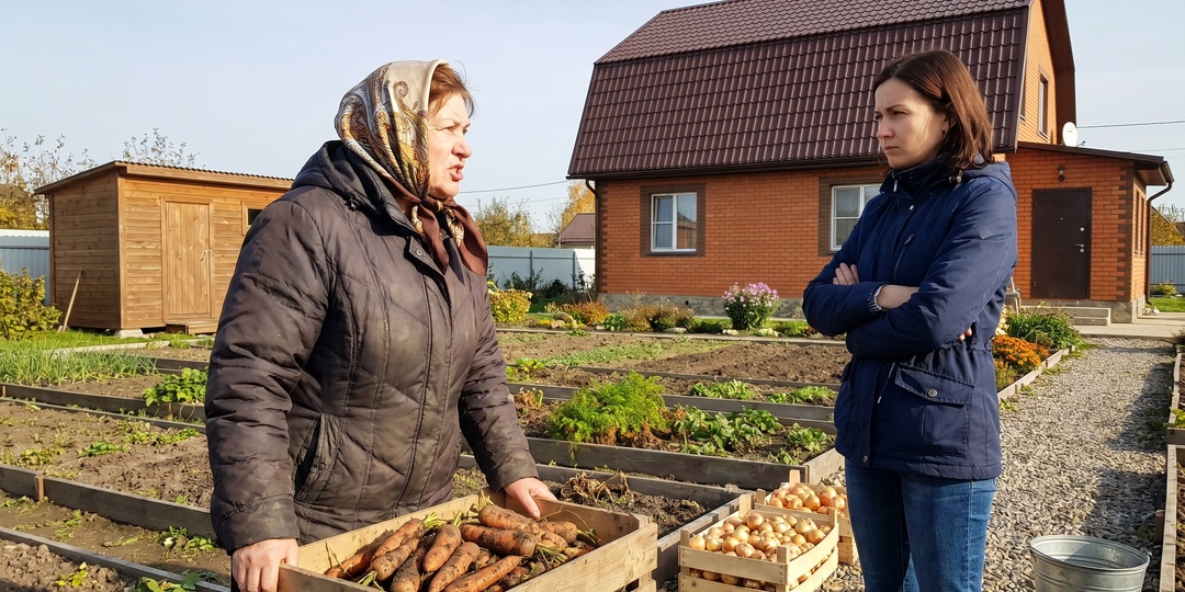 — На свои прихоти сама зарабатывай