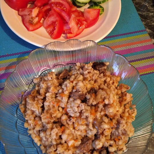 Перловка с мясом и овощами