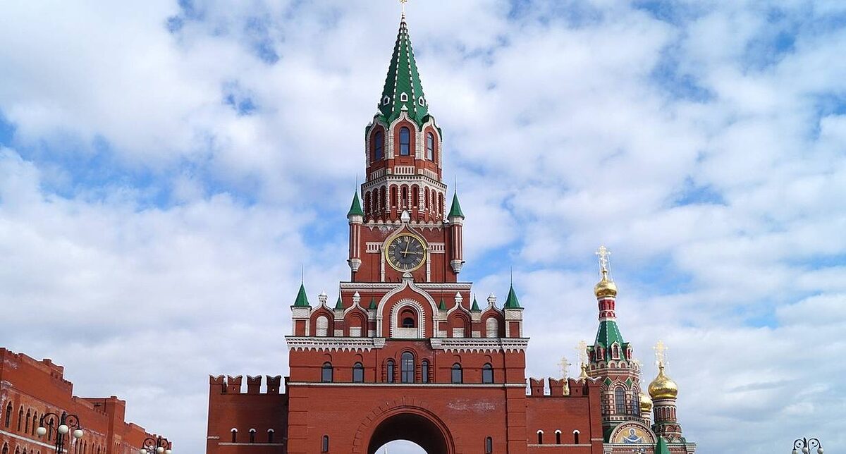 Марийский Кремль, Йошкар-Ола. Построен в 2009 году на месте средневекового острога